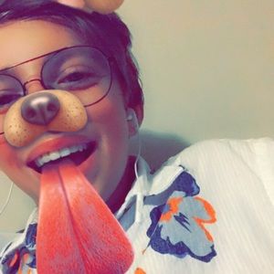 Meet your Posher, Logan